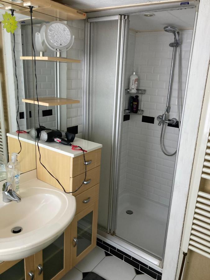 Luc'S Place, Waterbed Grote Kamer Zoeterwoude Exterior foto